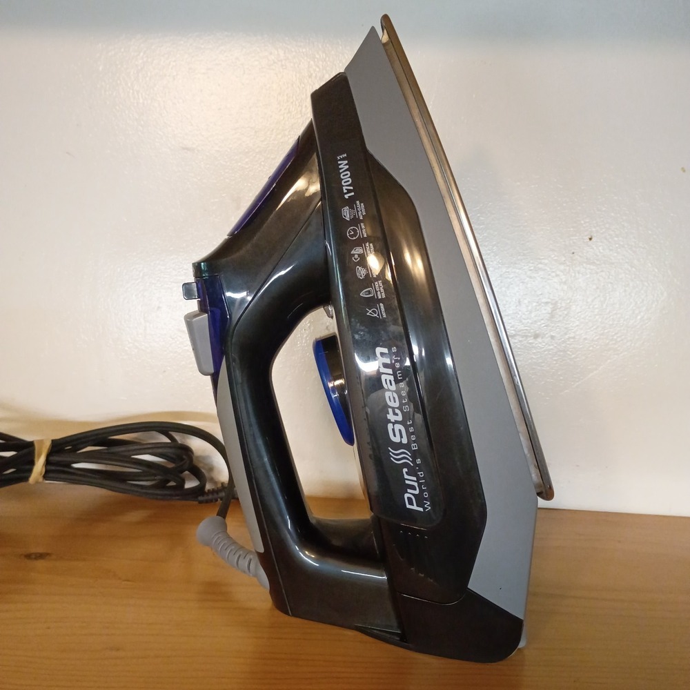Pur Steam Iron 1700W Steam Iron PSSI-01 Professional Grade Clothing Iron Steamer - Picture 7 of 13